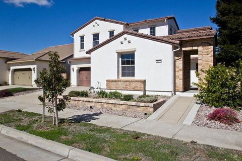 4019 Metaponto Way Sacramento CA 95834