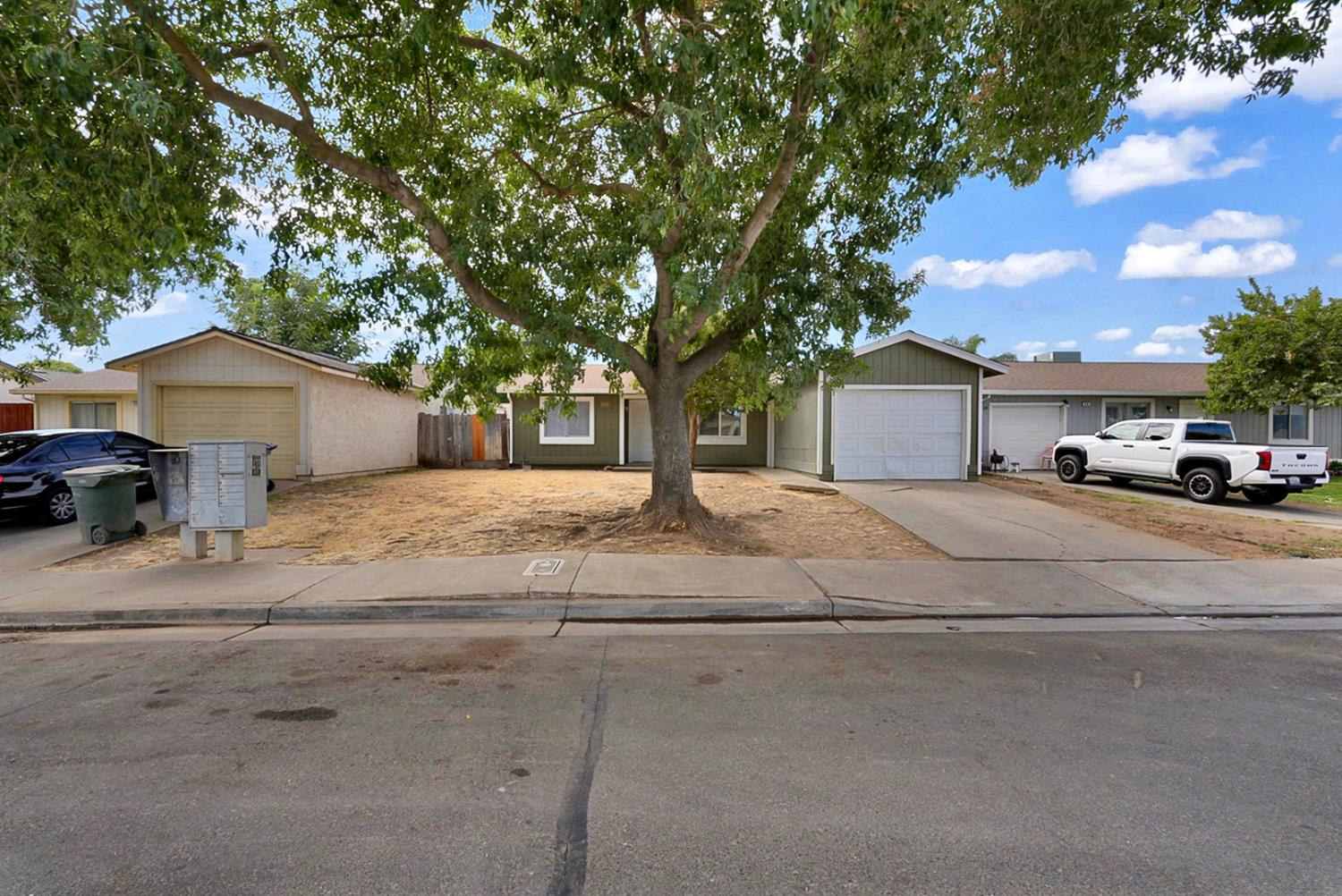 34 Skylark Court