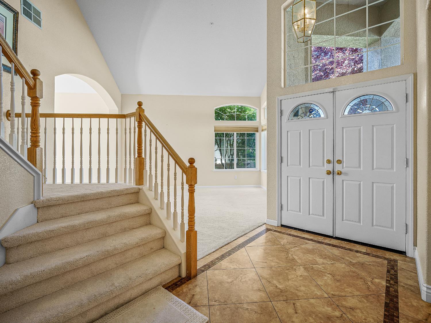 1872 Olvera Drive