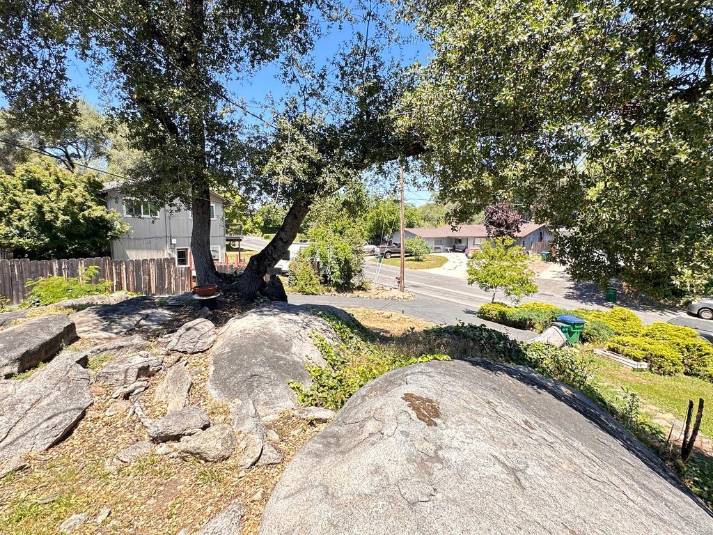 19380 Rockridge Way