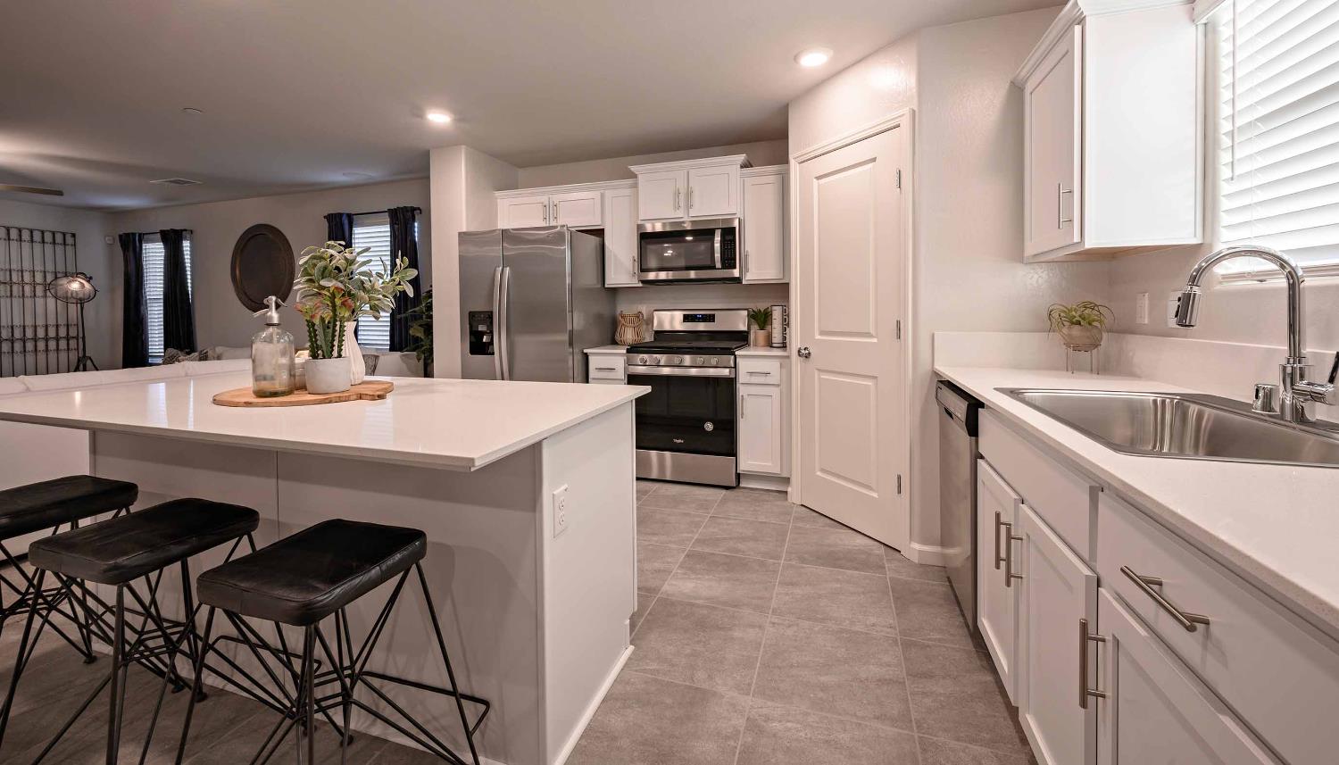 760 Stephanie Drive 43 B1