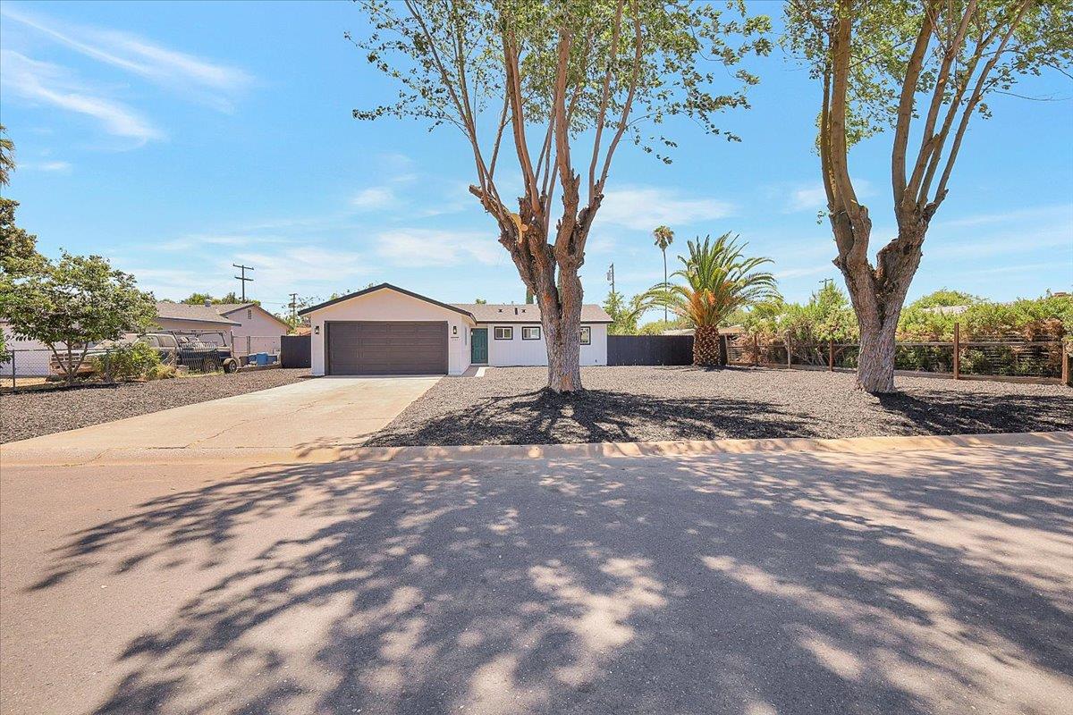 1848 Park Circle