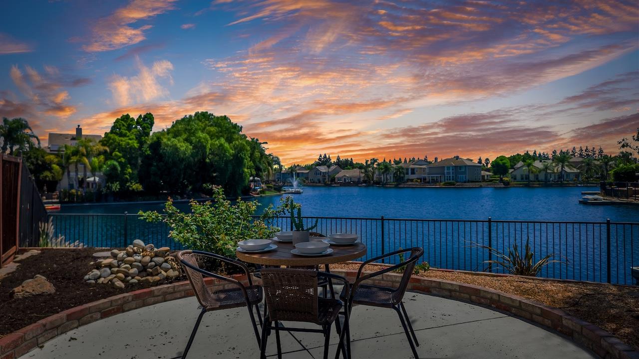 2236 Clear Lake Court