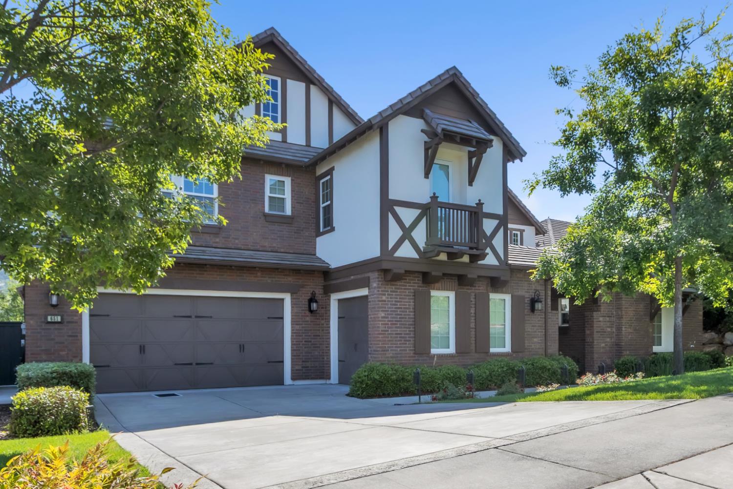 651 Idlewood Place