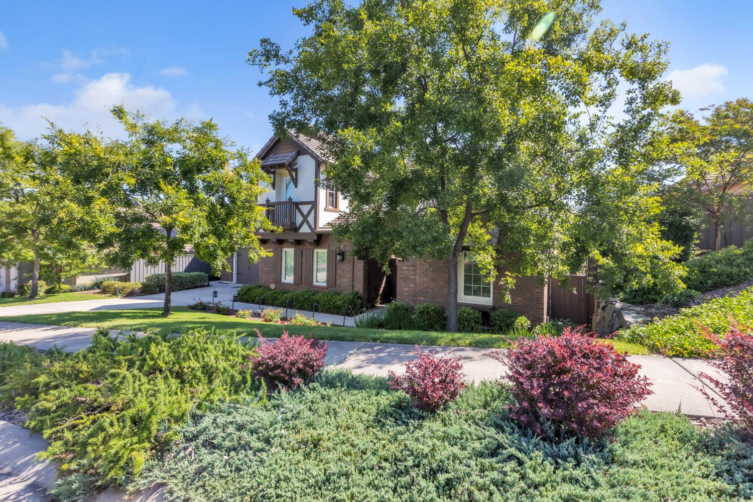 651 Idlewood Place