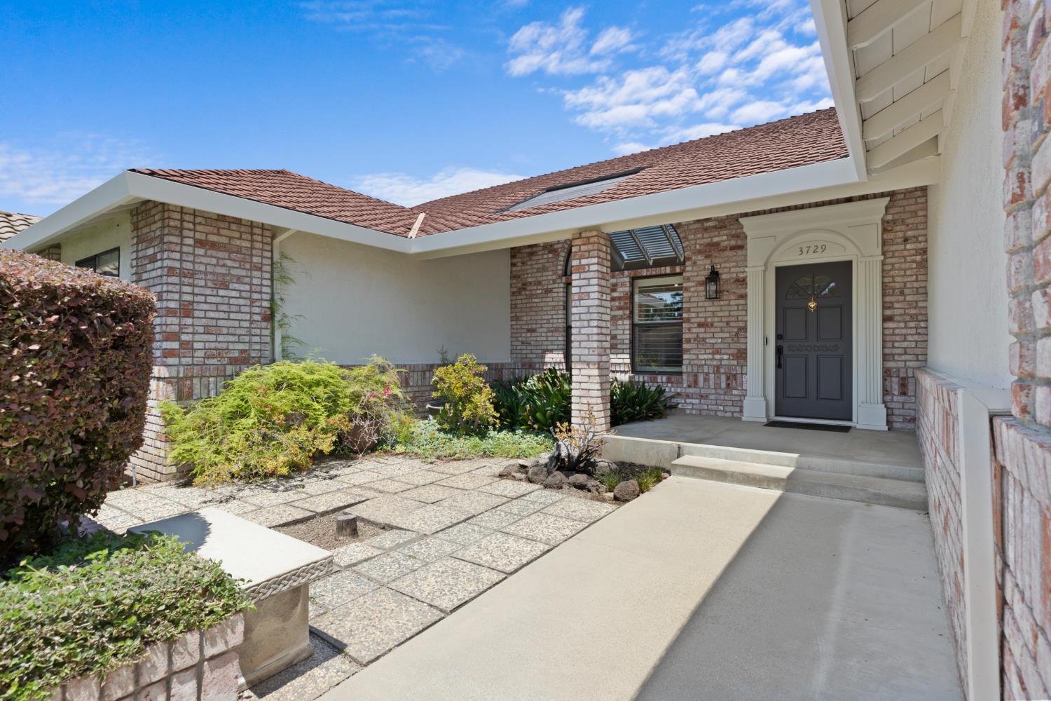 3729 Springcreek Drive