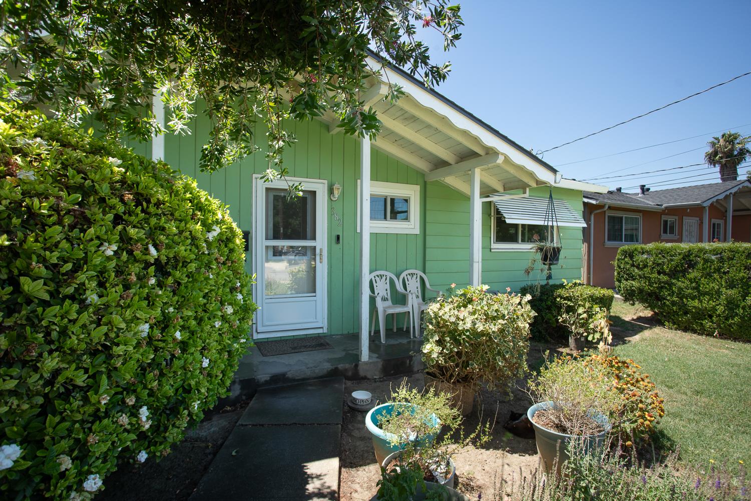382 Monterey Avenue
