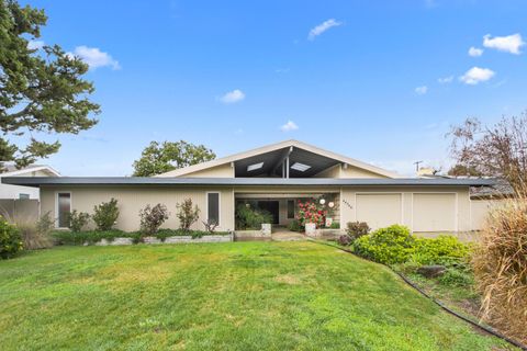 44346 N El Macero Drive El Macero CA 95618