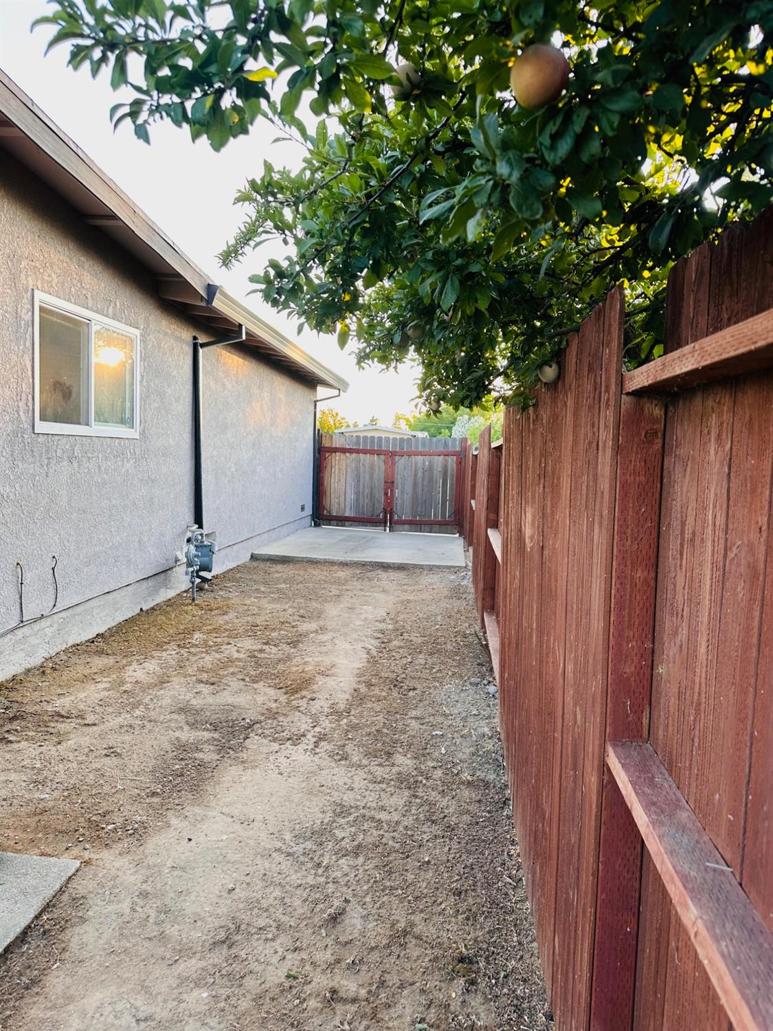 3839 Moonbeam Drive