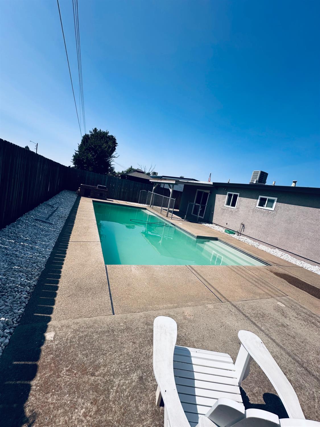 3839 Moonbeam Drive