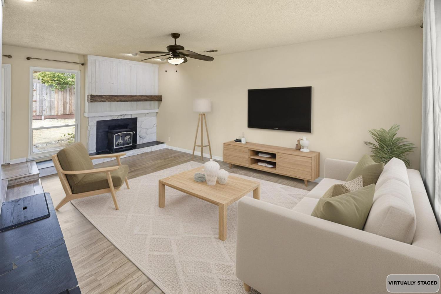 7313 Circlet Way