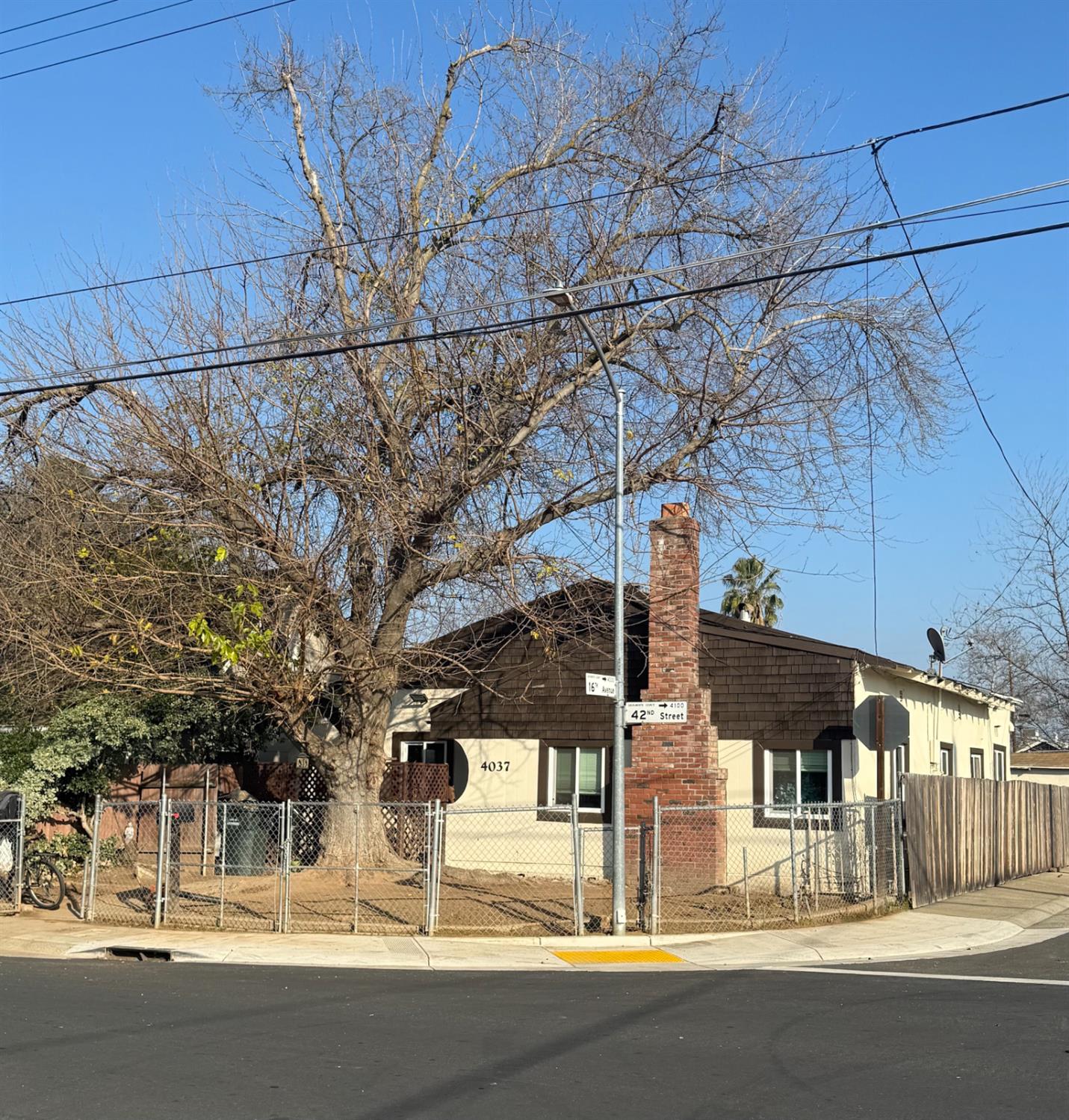 4037 42nd Street