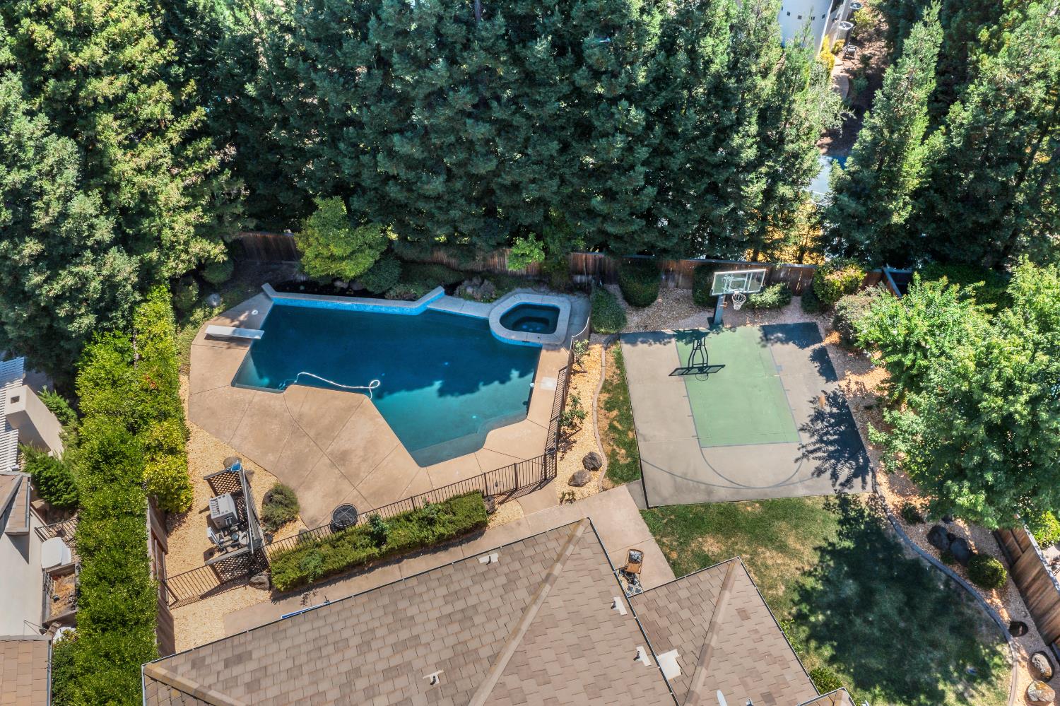 3090 Ashridge Way
