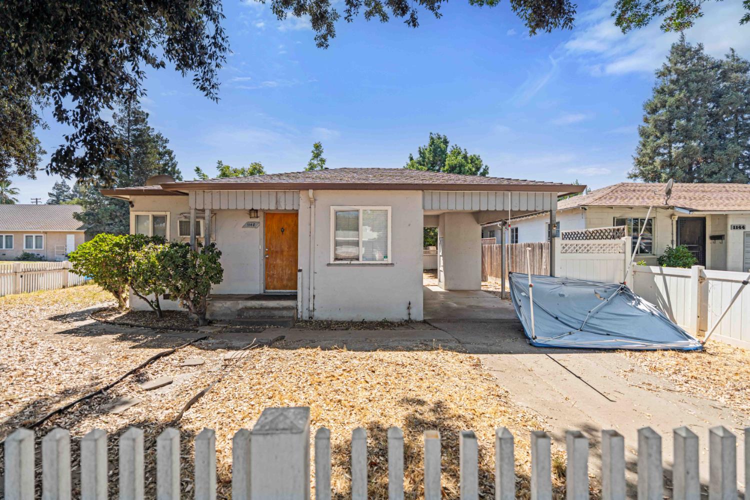 961 El Terino Avenue