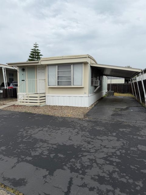 425 20TH CENTURY BLVD C12 Turlock CA 95380