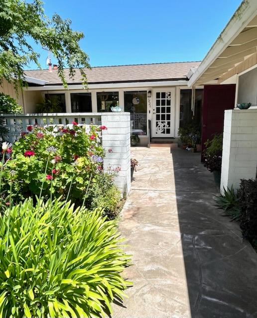 1826 Carmelo Drive