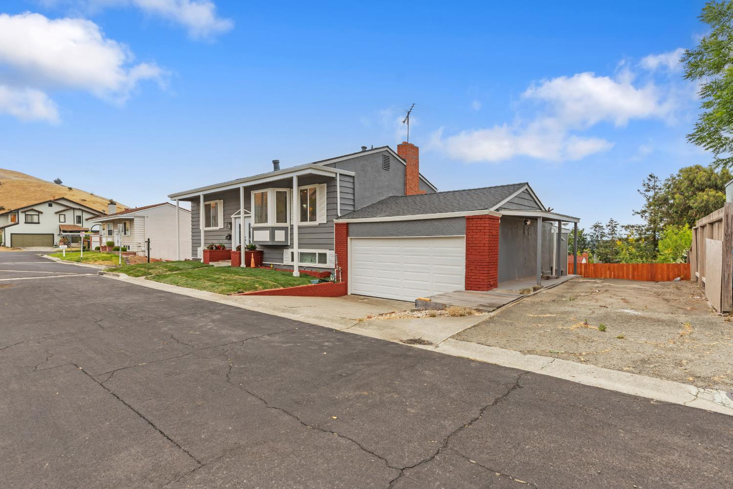 352 Monte Carlo Avenue