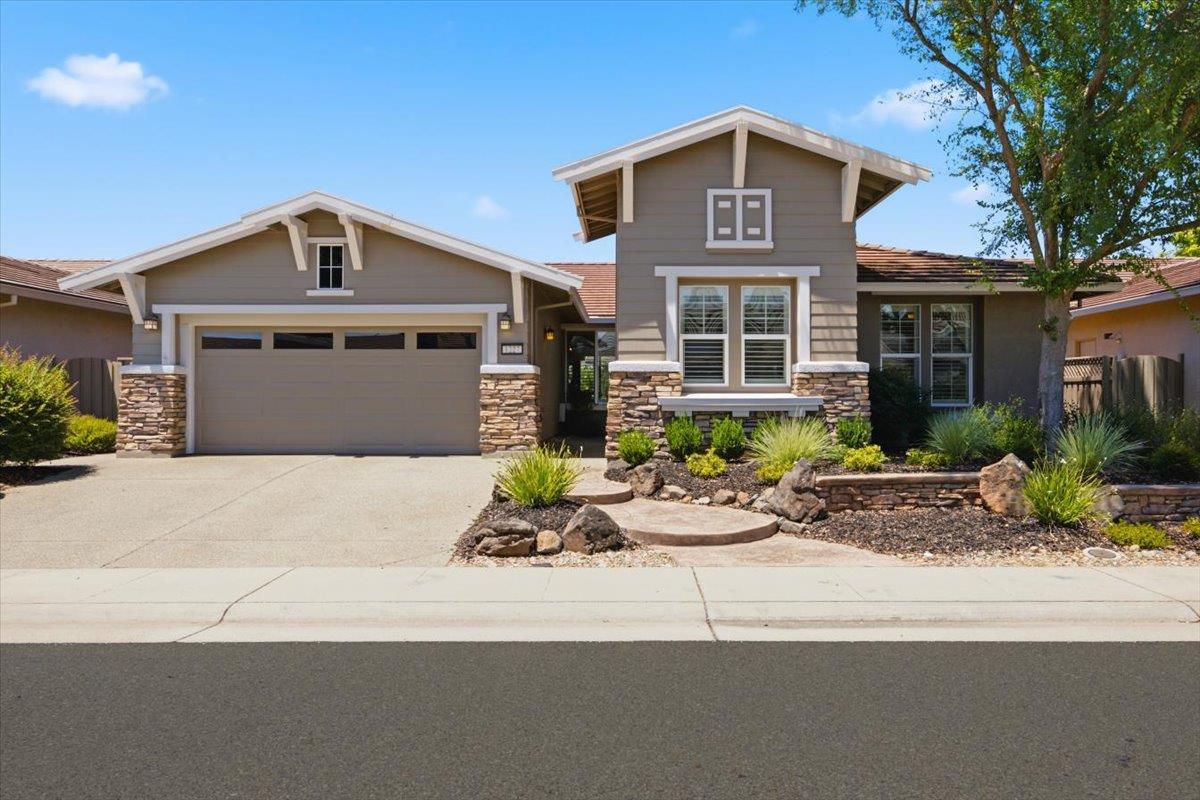 1227 Overland Lane