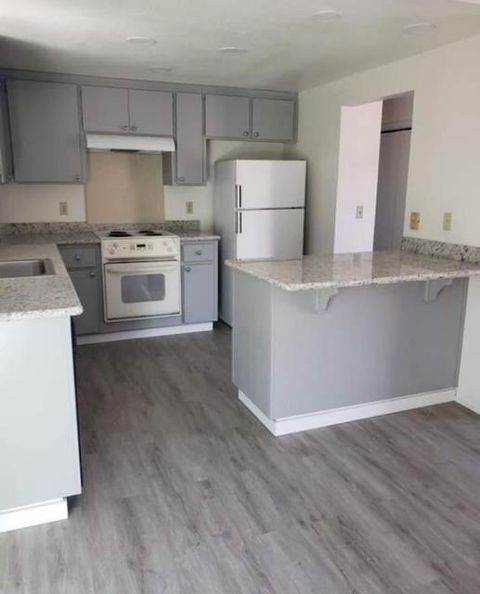 1868 Pennebaker Manteca CA 95336