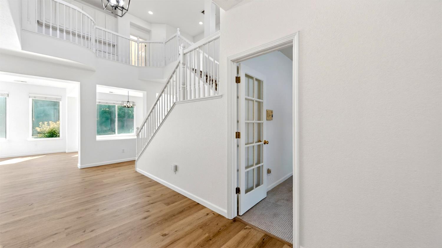 4210 Eveningside Lane