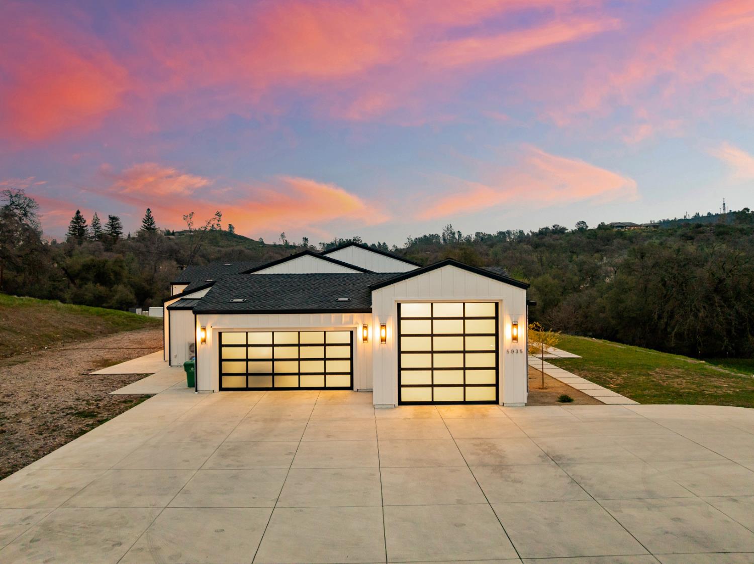 5035 Broken Bow Lane