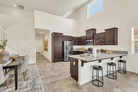 4012 Branigan Lake Way Rancho Cordova CA 95742