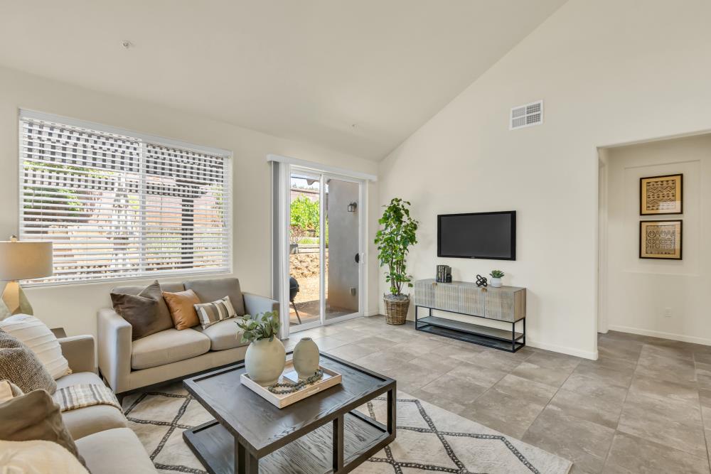 4012 Branigan Lake Way