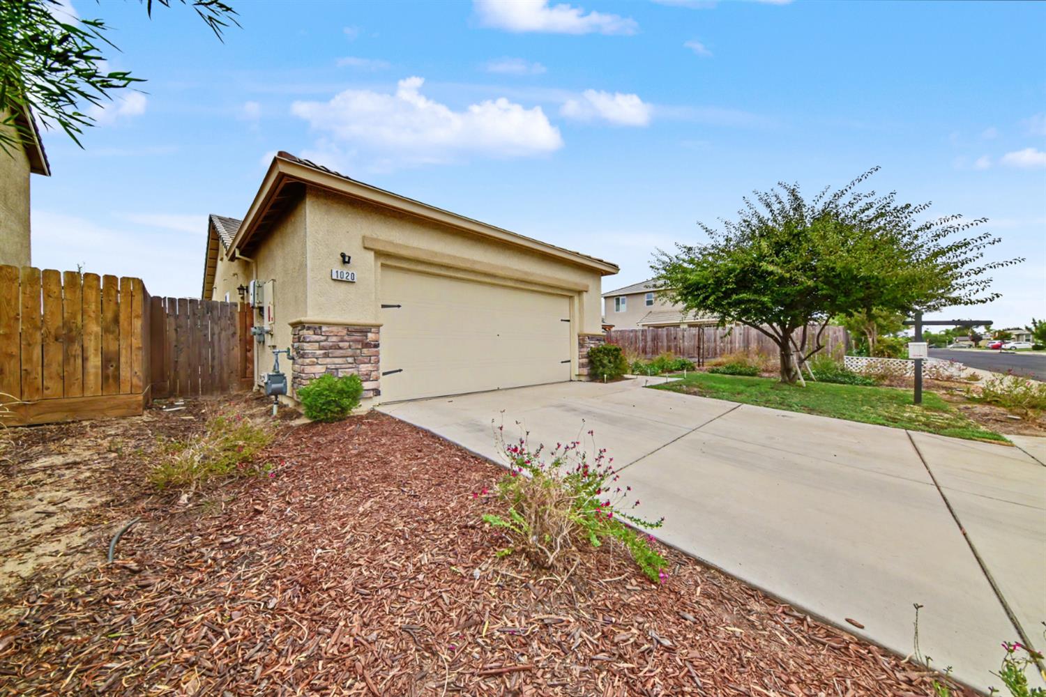 1020 Narada Way