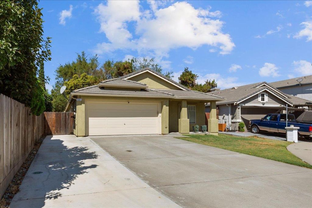 Photo of 3341 Cheryl Court, Tracy, CA 95376 (MLS # 225146774)