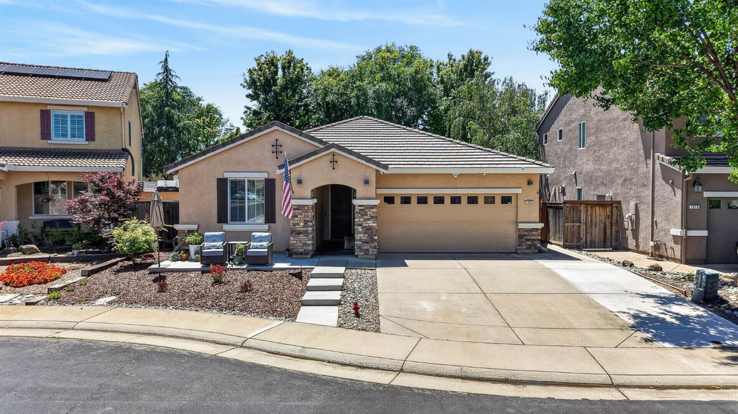 1022 Ashford Lane