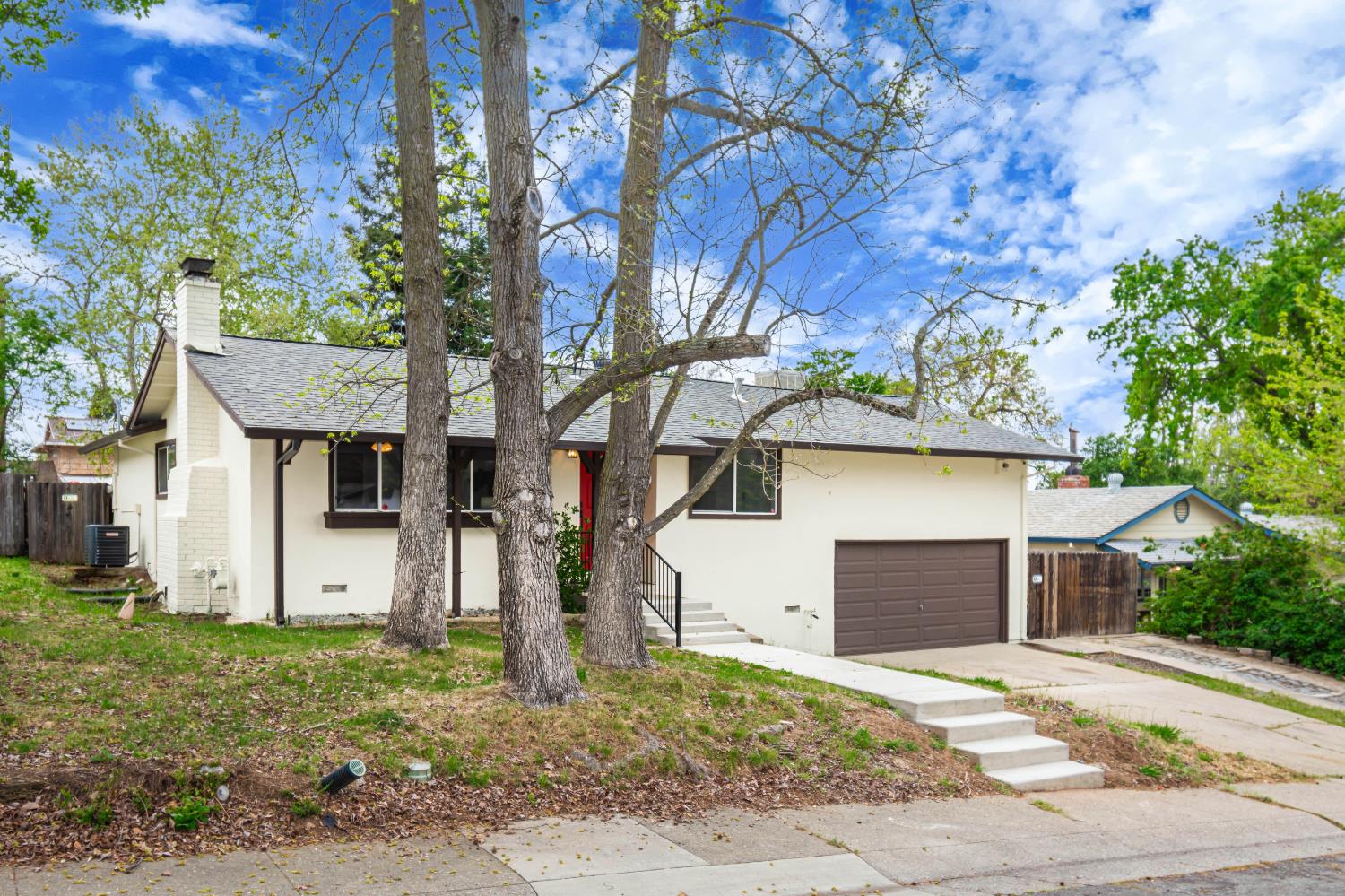 4924 Buena Vista Avenue