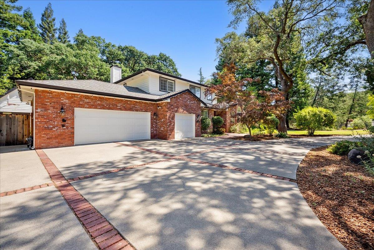 3563 Creekwood Drive