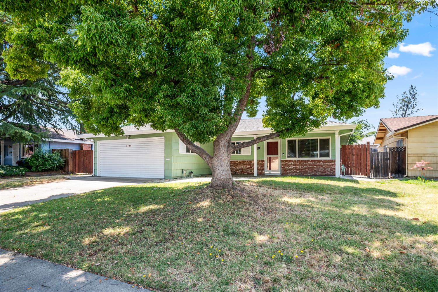 6724 Maywood Way