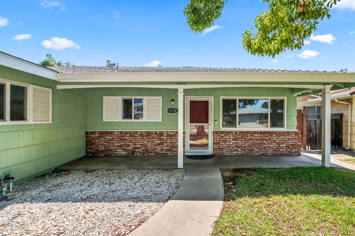 6724 Maywood Way