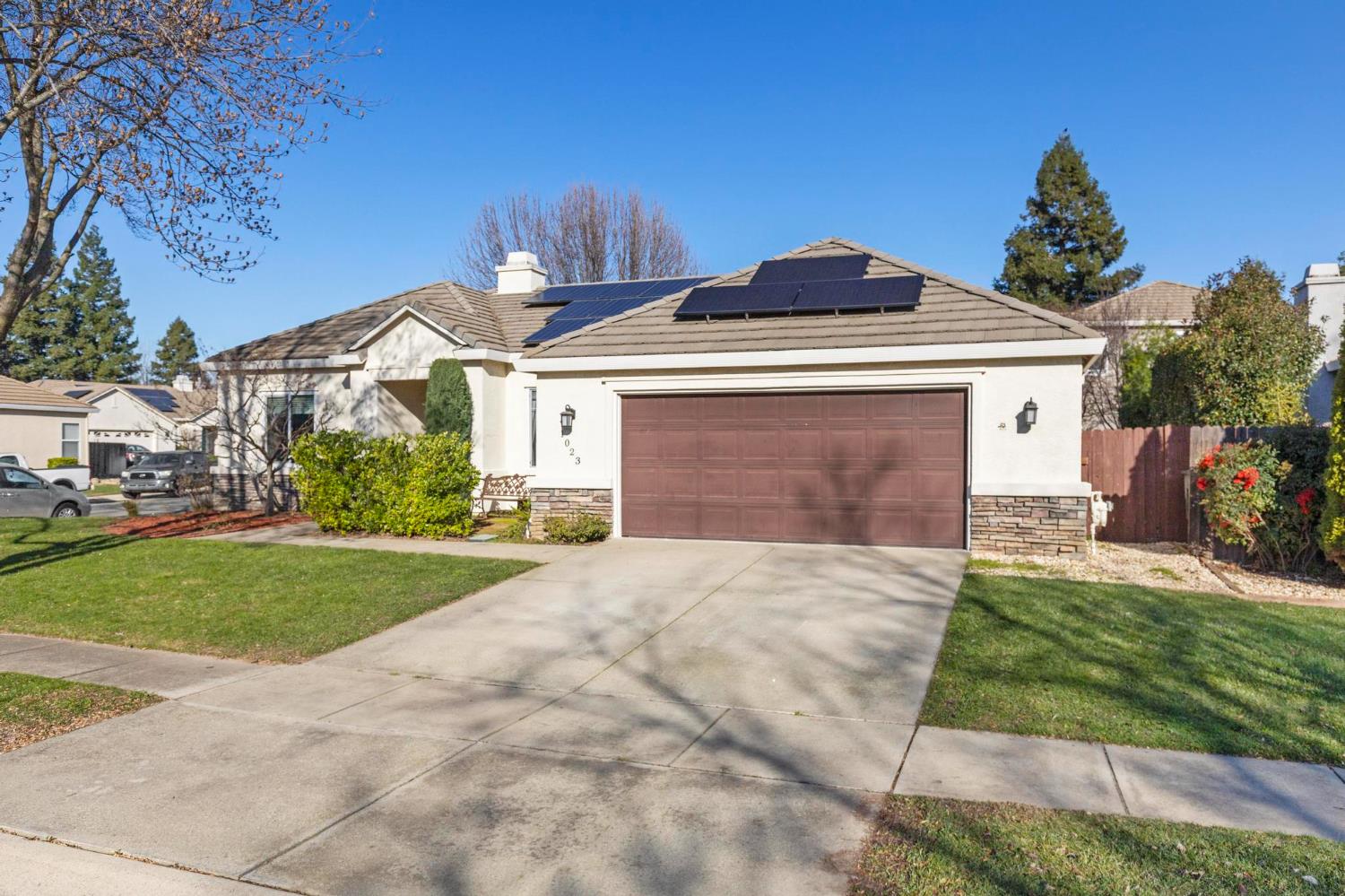 1023 Santa Barbara Way