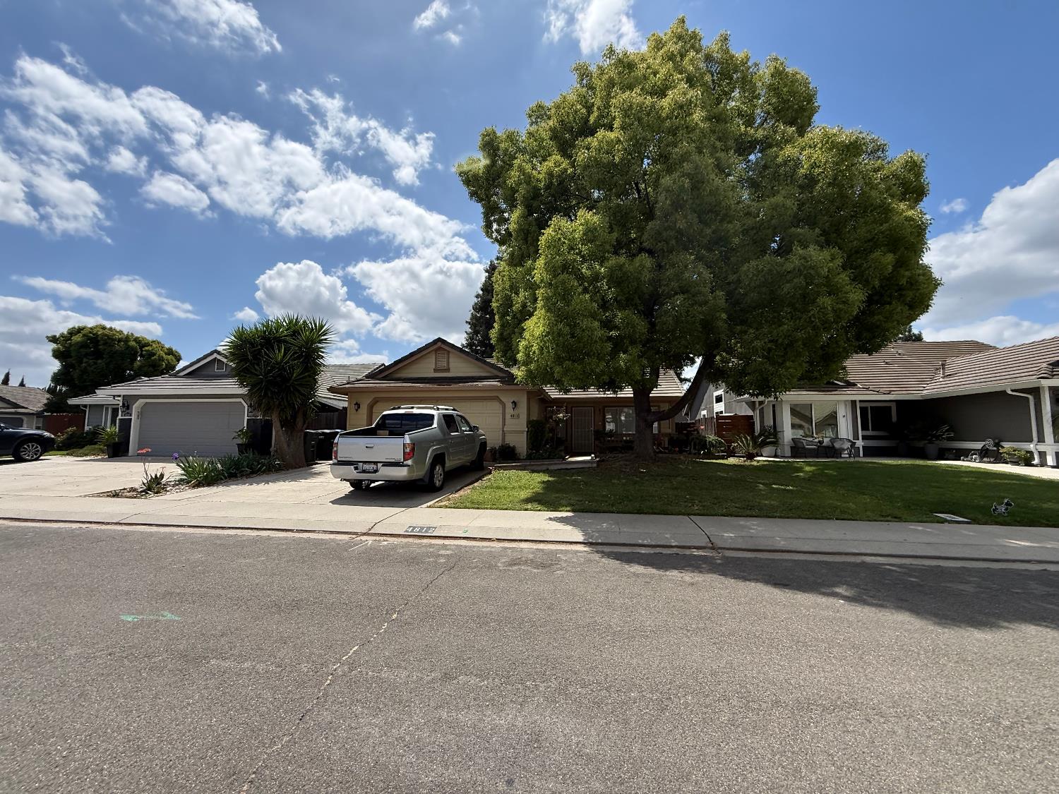 4812 Devereaux Way