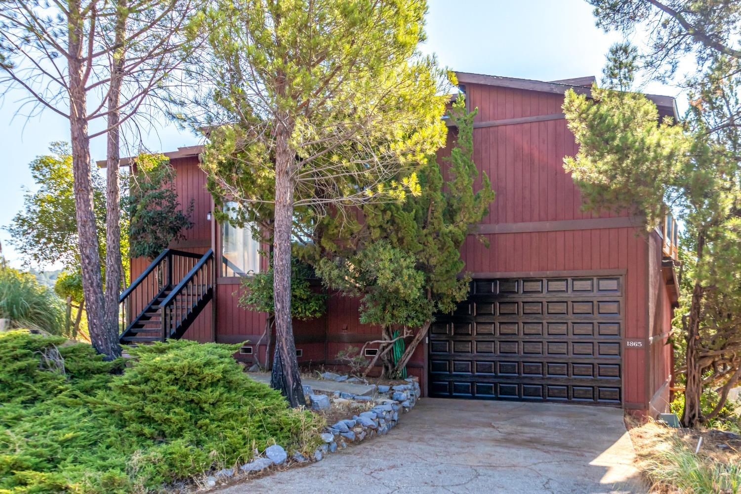 1865 Secret Lake Court