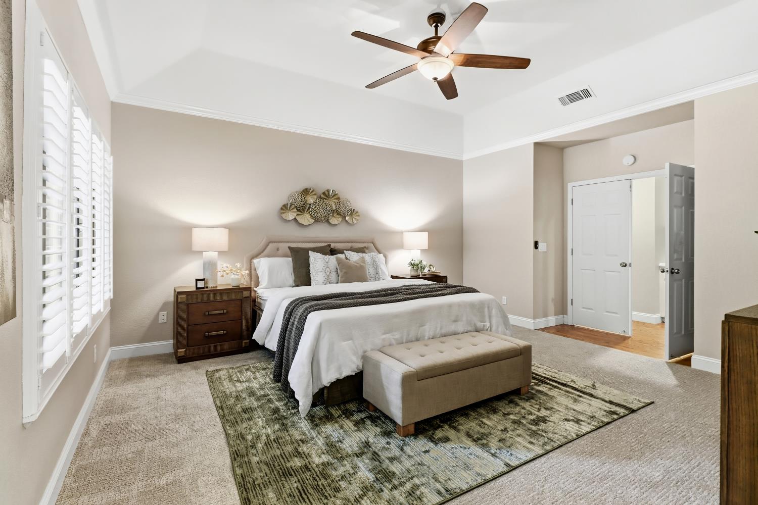 9467 Monte Cresta Way