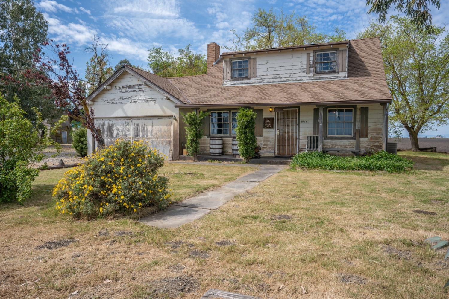 Dos Palos, California 93620, United States, 4 Bedrooms Bedrooms, ,2 BathroomsBathrooms,Residential,Active,61721