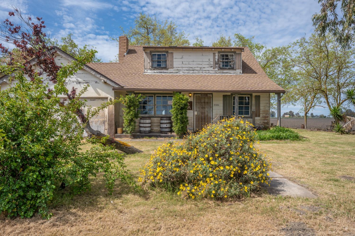 Dos Palos, California 93620, United States, 4 Bedrooms Bedrooms, ,2 BathroomsBathrooms,Residential,Active,61721