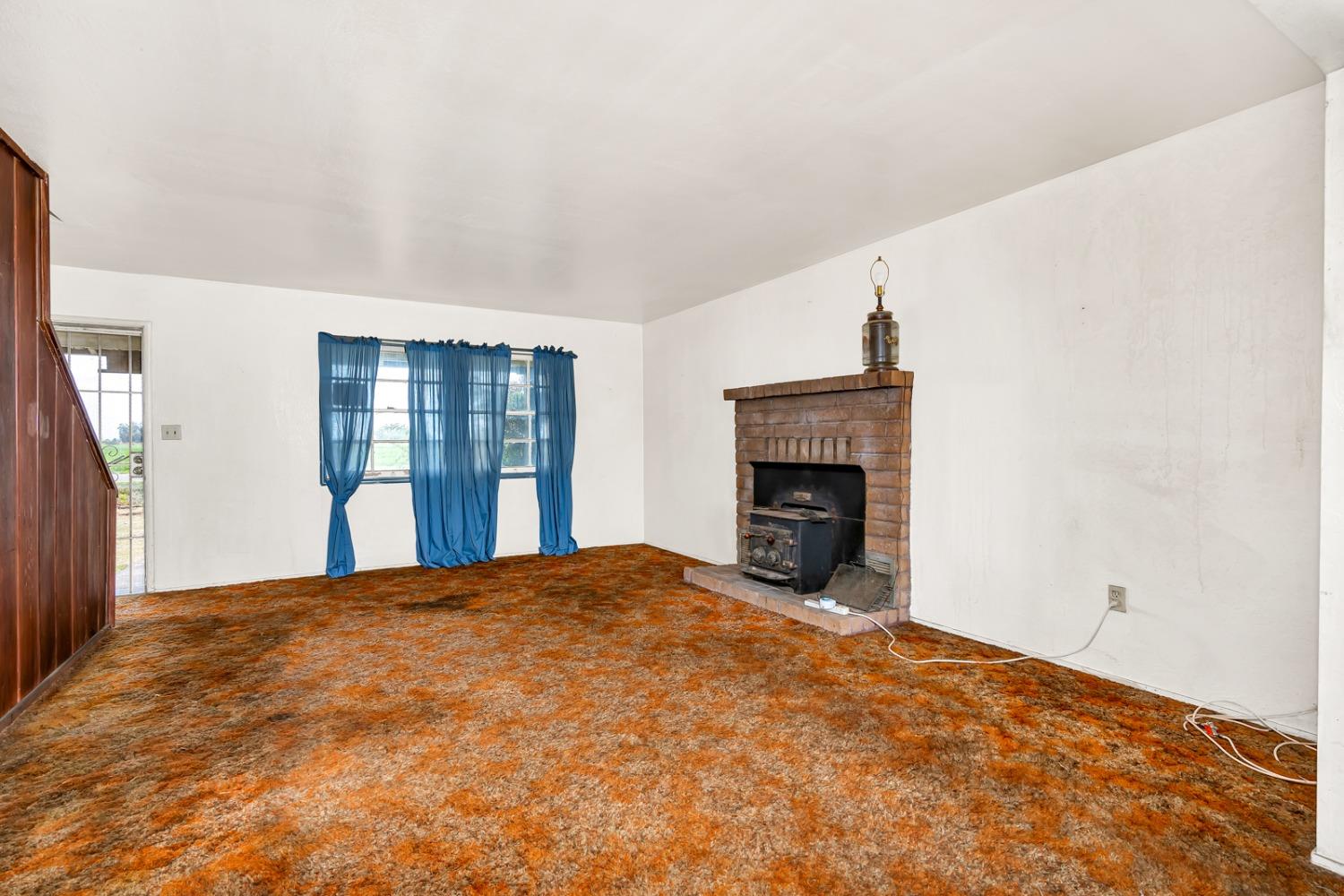 Dos Palos, California 93620, United States, 4 Bedrooms Bedrooms, ,2 BathroomsBathrooms,Residential,Active,61721