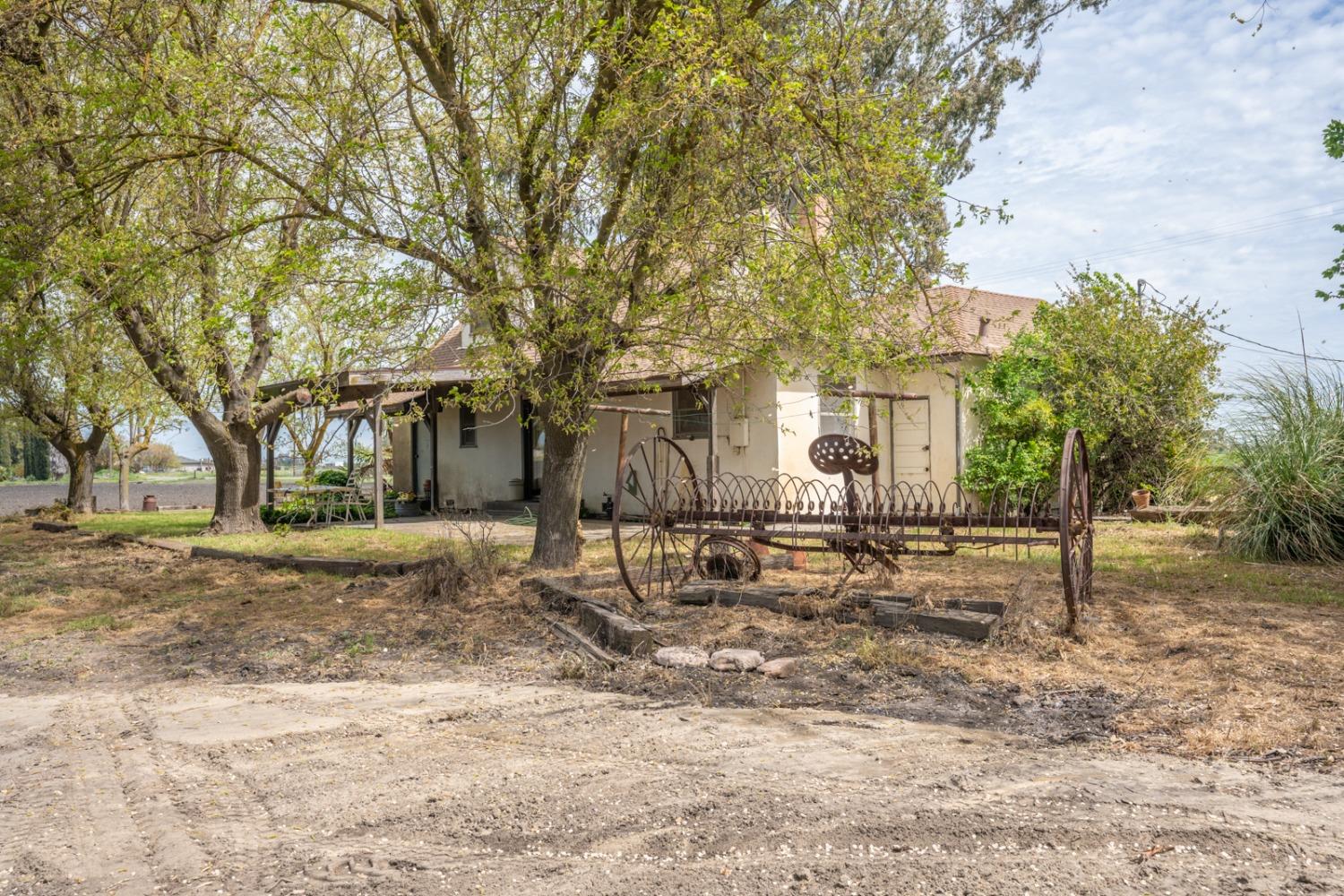 Dos Palos, California 93620, United States, 4 Bedrooms Bedrooms, ,2 BathroomsBathrooms,Residential,Active,61721