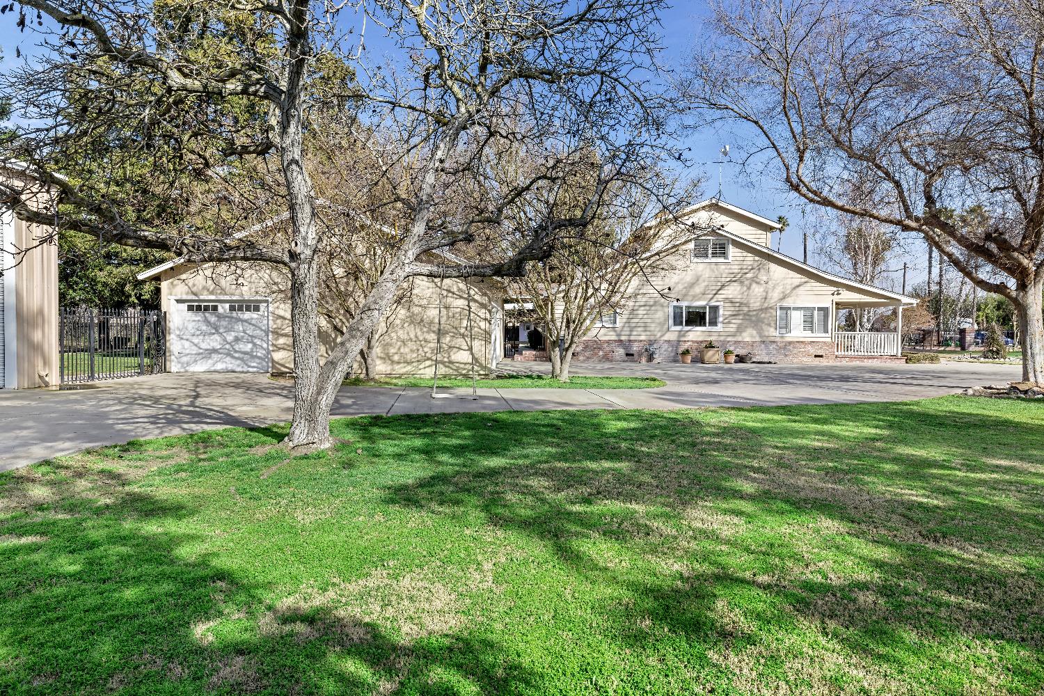 1119 N Verduga Road