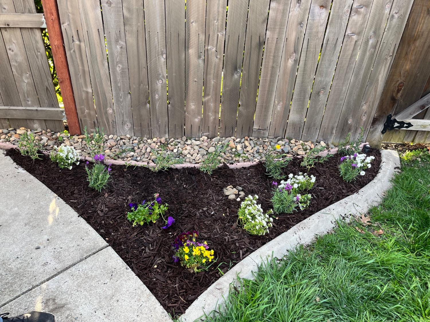 Stockton, California 95209, United States, 3 Bedrooms Bedrooms, ,3 BathroomsBathrooms,Residential,Pending,90319