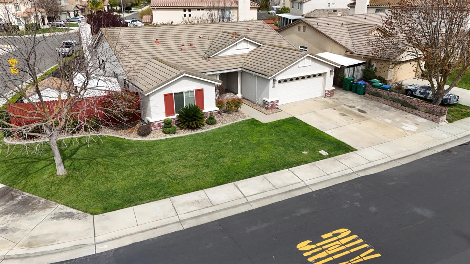 Stockton, California 95209, United States, 3 Bedrooms Bedrooms, ,3 BathroomsBathrooms,Residential,Pending,90319