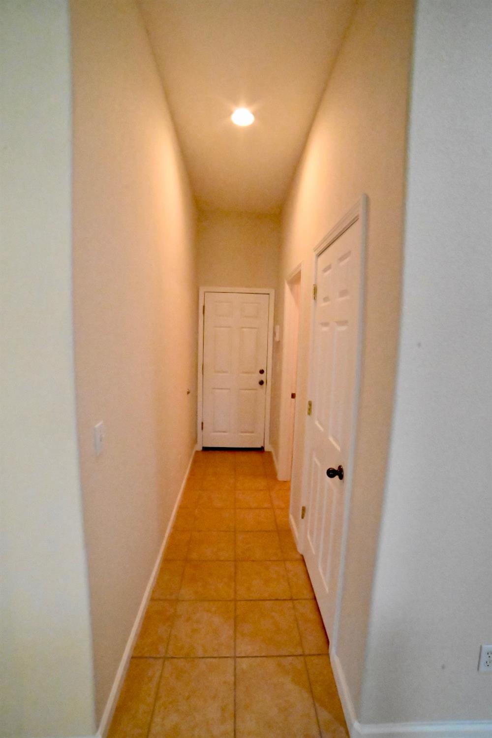 Stockton, California 95209, United States, 3 Bedrooms Bedrooms, ,3 BathroomsBathrooms,Residential,Pending,90319