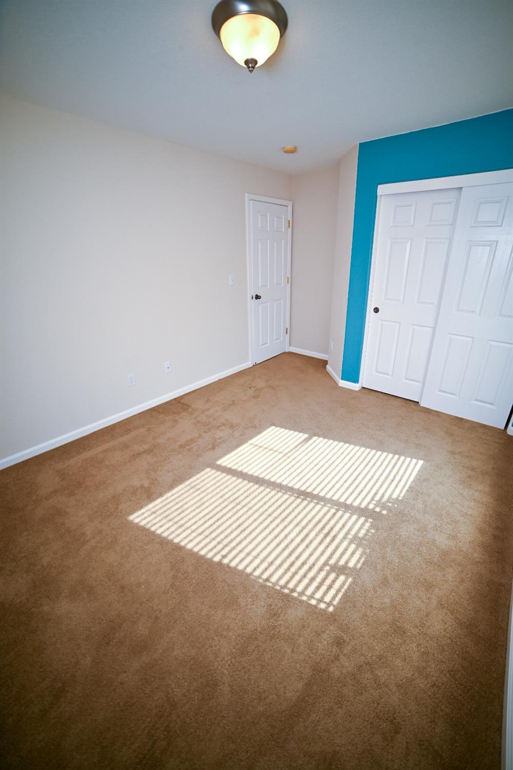 Stockton, California 95209, United States, 3 Bedrooms Bedrooms, ,3 BathroomsBathrooms,Residential,Pending,90319