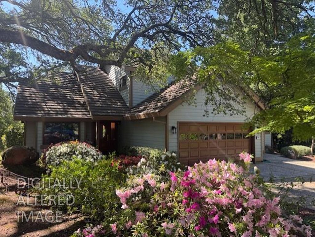 Photo of 6847 Terreno Drive, Rancho Murieta, CA 95683 (MLS # 226038068)