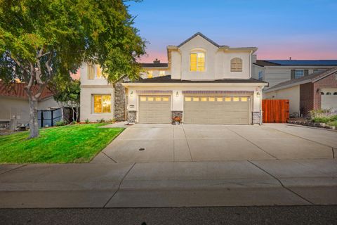 2208 Mount Errigal Lane Lincoln CA 95648