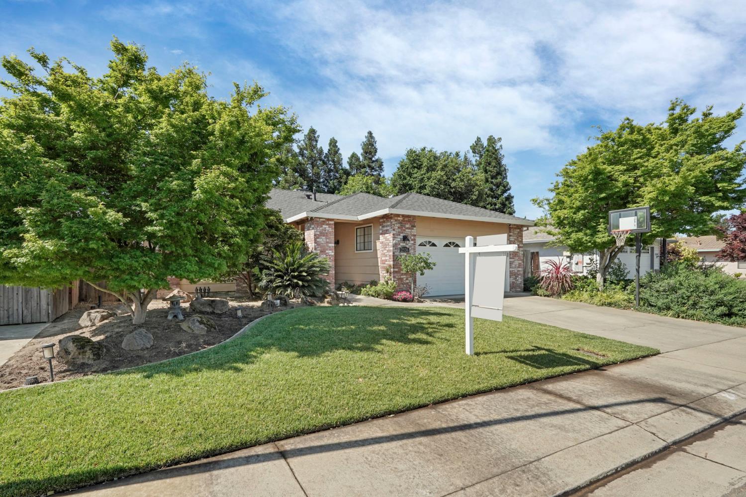 2536 Bayberry Drive